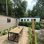 Chalet Wild Flower Wellness Met Privé Sauna En Hot Tub In Prachtige Tuin Met Overkapping *
