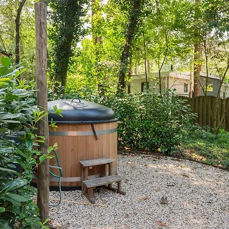 Wild Flower Wellness Met Hot Tub En Sauna In Prachtige Tuin En Overkapping Chalet *