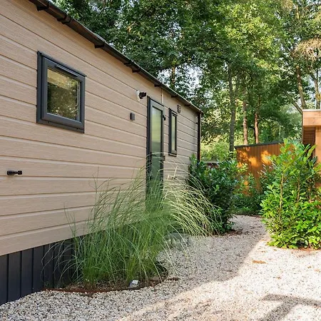 Wild Flower Wellness Met Hot Tub En Sauna In Prachtige Tuin En Overkapping Hoenderloo