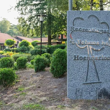 Wild Flower Wellness Met Prive Sauna En Hottub In Prachtige Tuin Met Overkapping