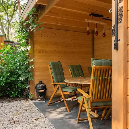 Wild Flower Wellness Met Hot Tub En Sauna In Prachtige Tuin En Overkapping * Hoenderloo
