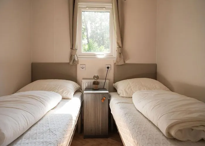 Alpstuga Wild Flower Wellness Met Prive Sauna En Hottub In Prachtige Tuin Met Overkapping