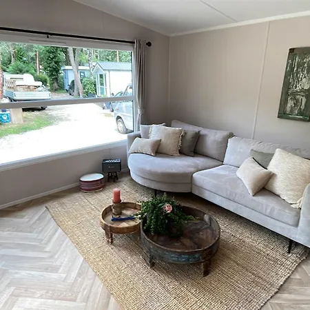 Chalé Wild Flower Wellness Met Prive Sauna En Hottub In Prachtige Tuin Met Overkapping